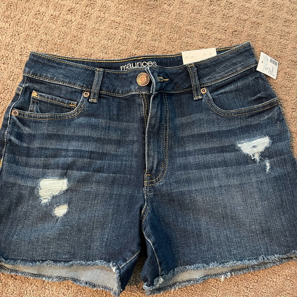 Maurice’s size 8 shorts